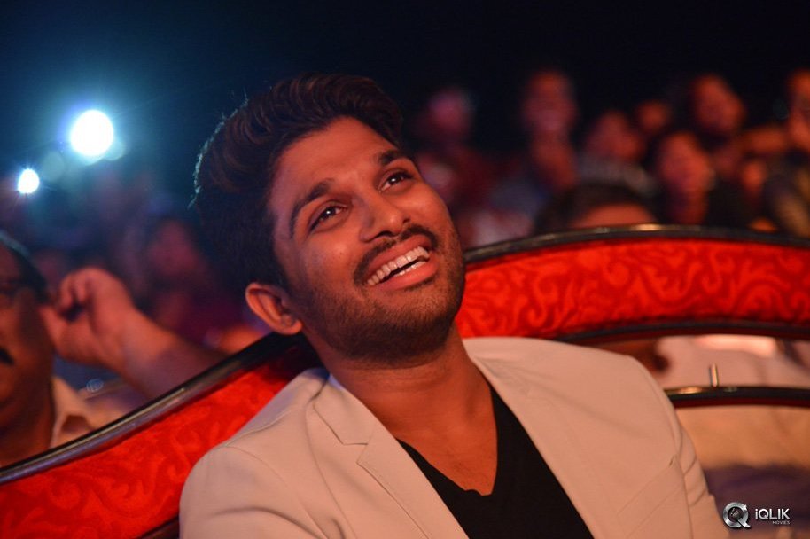 Son-Of-Sathyamurthy-Movie-Audio-Success-Meet